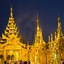 Yangon-Shwe dagon Pagoda-night